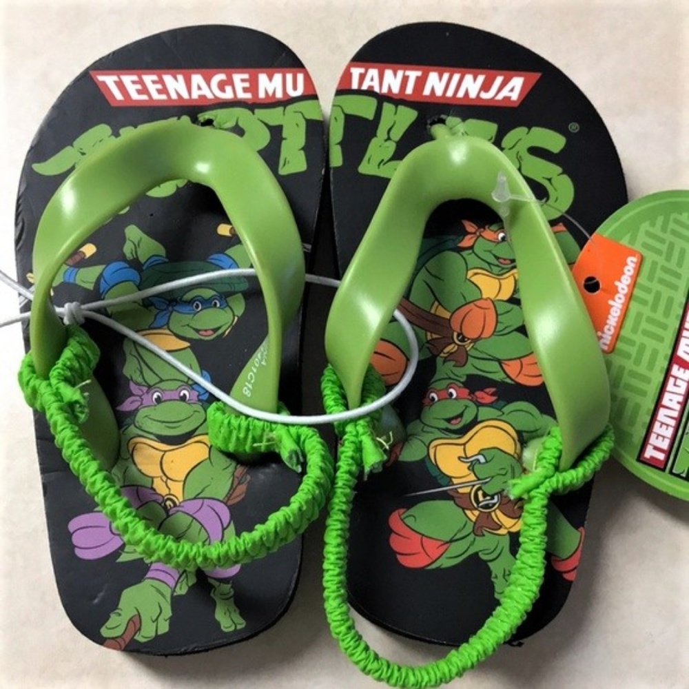 Nickelodeon Mutant Ninja Turtle Slip On Sandals Childs Size 5 / 6 NWT
